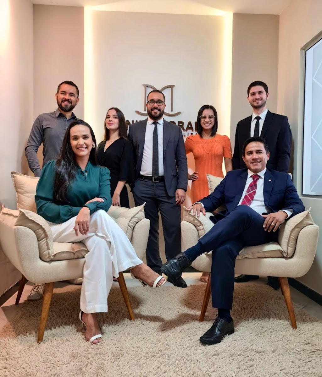 Equipe Daniel Moraes no escritório